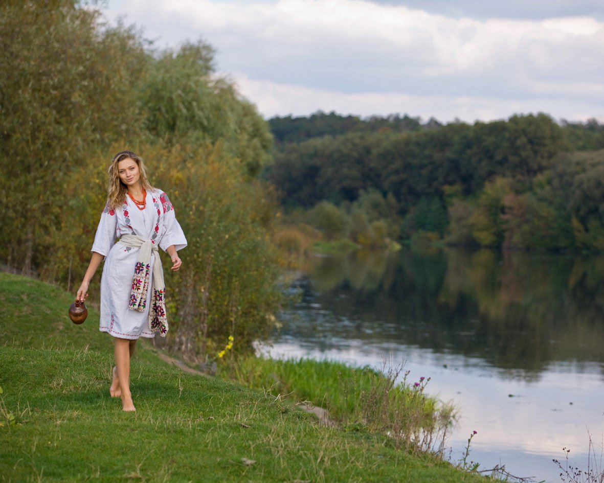 Nude girl Slavic women in Seville