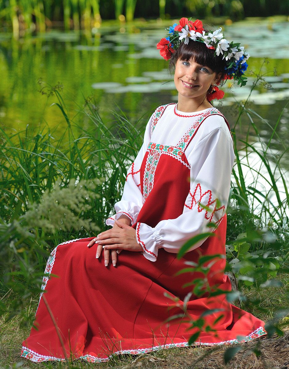 Beautiful girl Girls in Slavic costumes in Seville