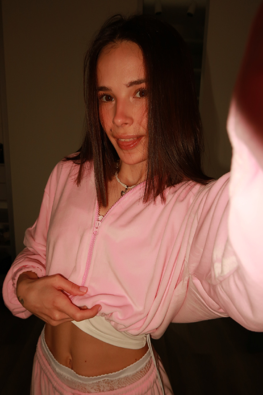 Tina brings the glow — live moments in Seville